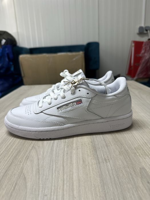 Сникърси Reebok Сlub С 85