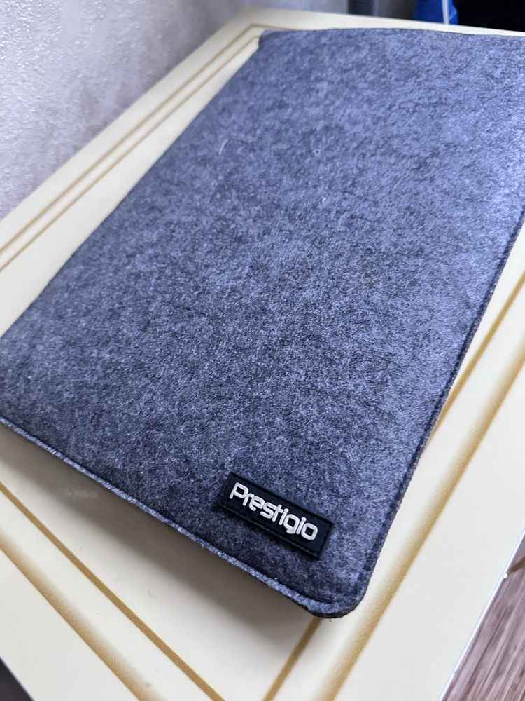 Продается ноутбук Prestigio smartbook 133 C4