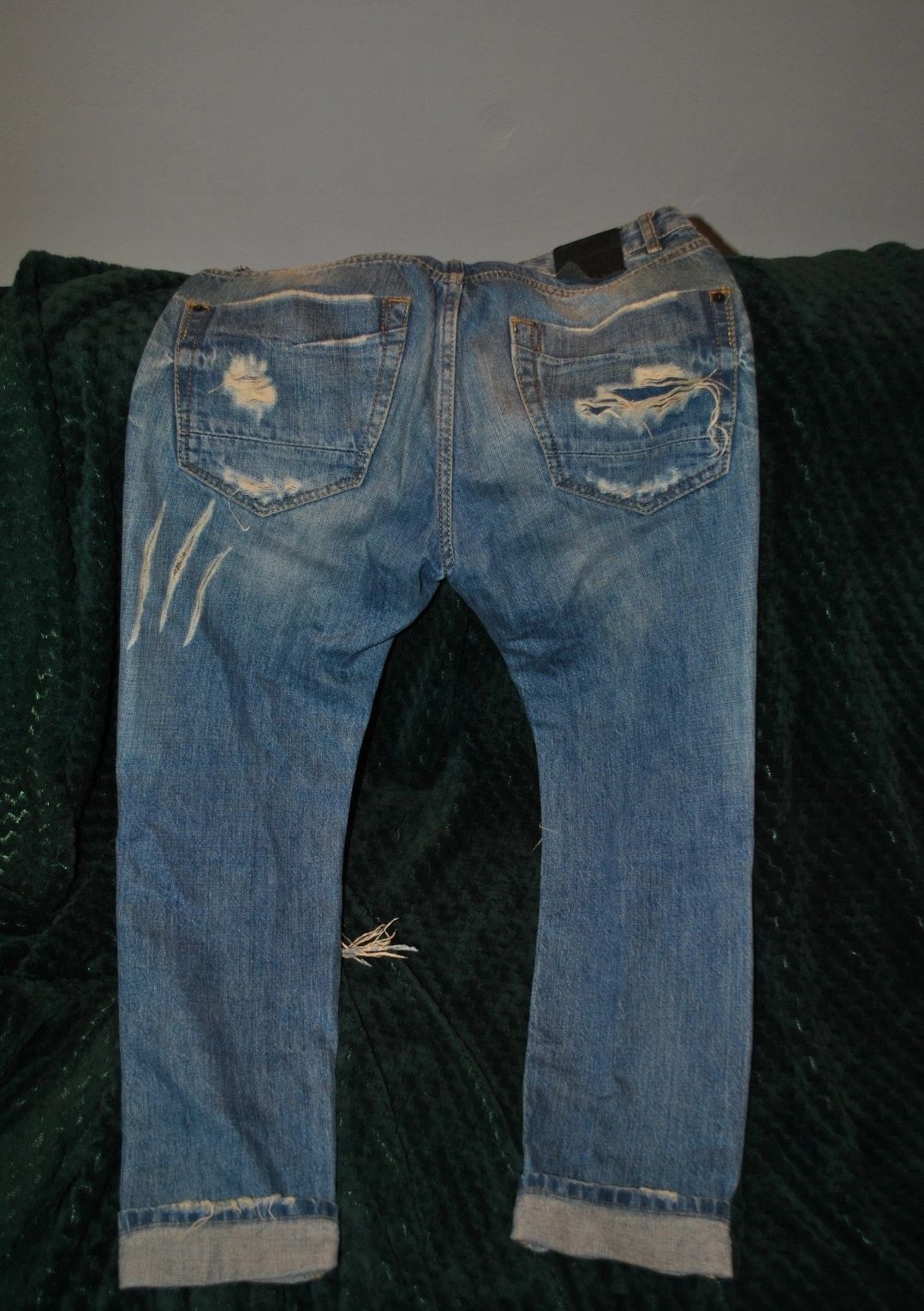 Blugi/jeans boyfriend rupti