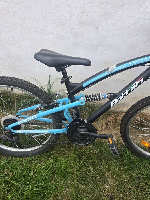 Bicicleta full suspension botarii