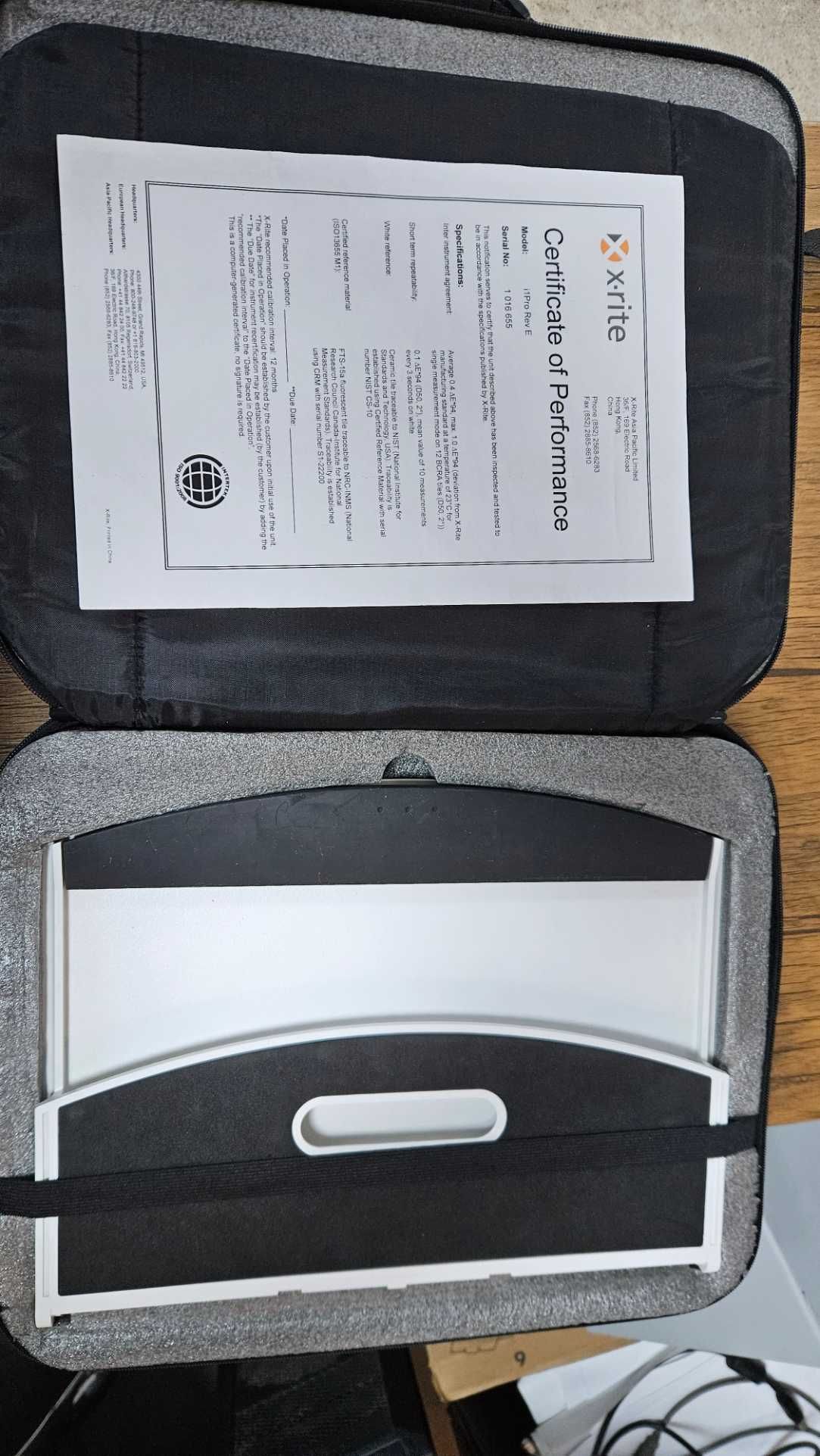 Продавам калибратор  X-RITE i1pro2 Basic  (EFI ES-2000)