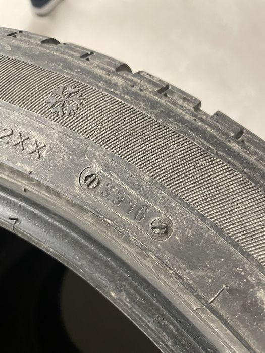 Зимни гуми 245/45/18