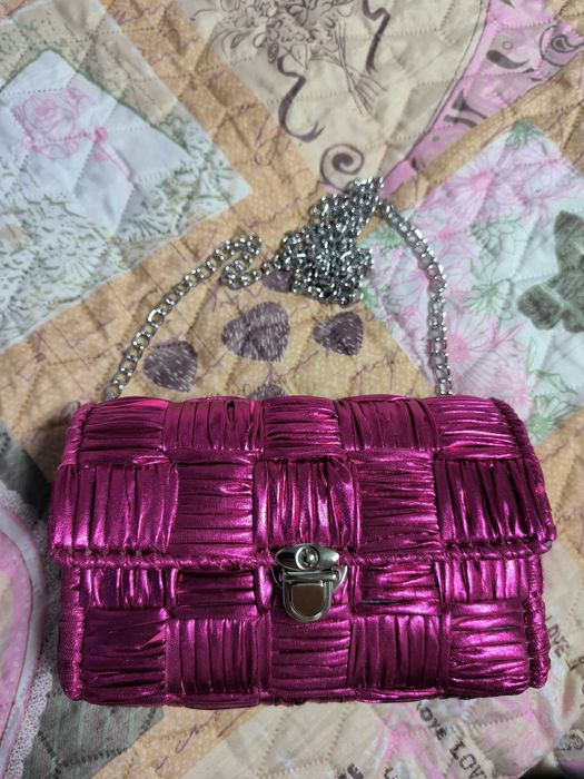 Дамска чанта за събития