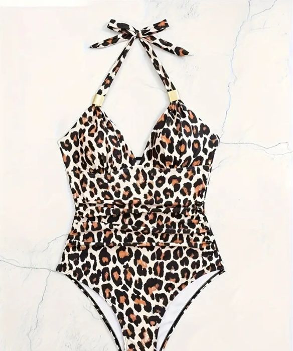 Costum de baie modelator