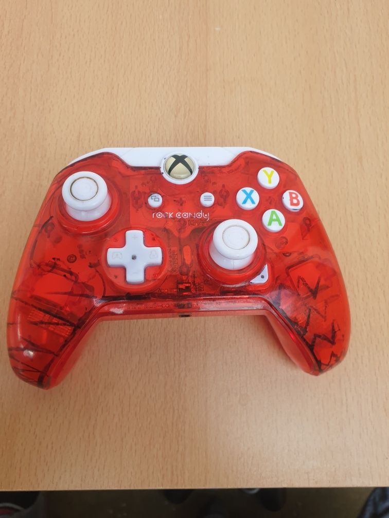 Maneta xbox one cu fir controller xbox one perfect funcțională