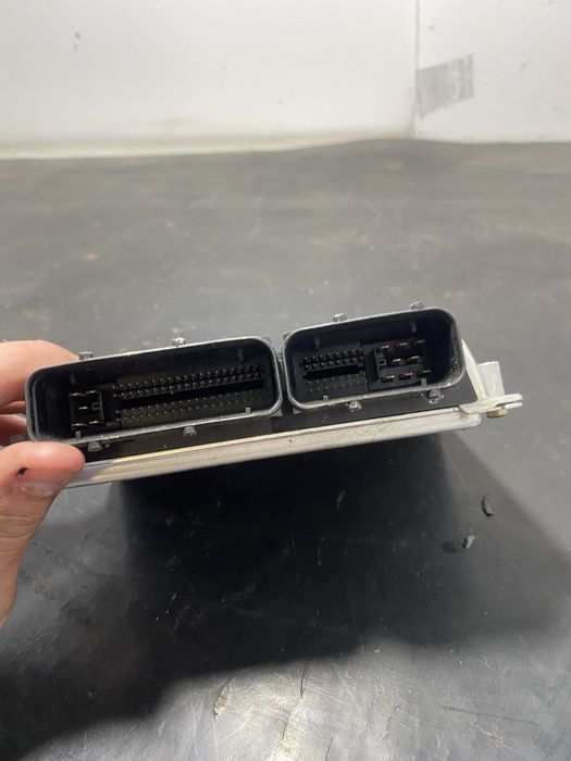 Calculator ECU Vw Passat B5.5 2.0 benzina ALT 3B0907557R