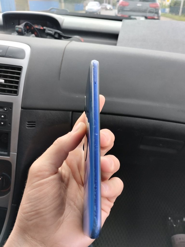 Торг! Продам Redmi 7 3/32gb СРОЧНО