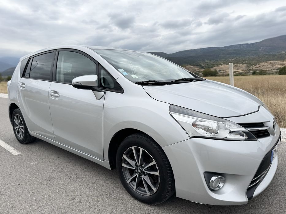 Toyota Verso 2.0 D-4D 126к.с FACELIFT / EXECUTIVE