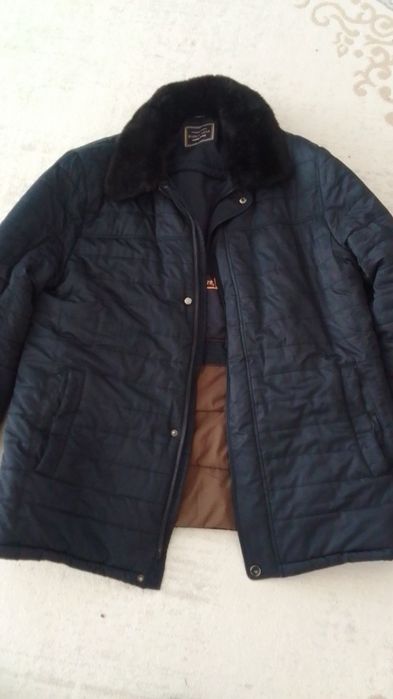 Продам куртку зимнюю, мужскую размер 58, не новая