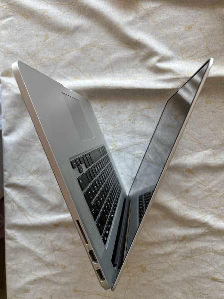 MacBook Pro 15 inch , mid 2014,  512 gb