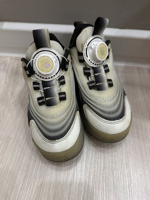 Ролик кроссовка сатылады