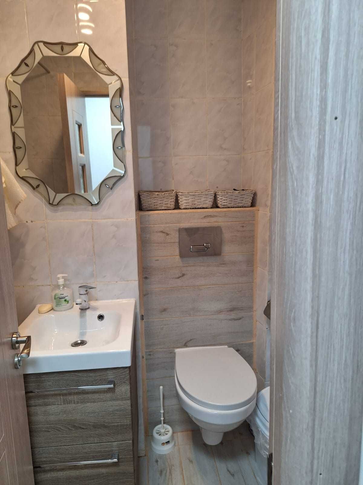 Apartament cu doua camere nedecomandate, în suprafață de 31 mp.