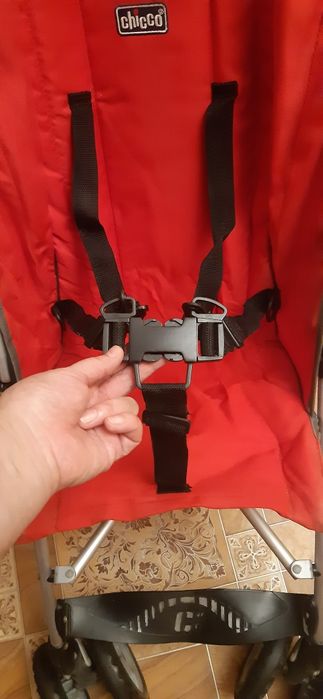 Продам прогулочную коляску для ребенка