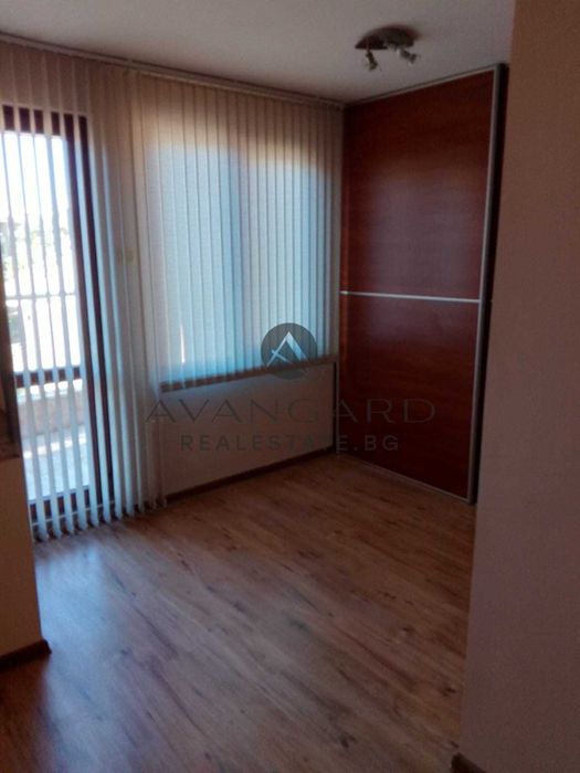 Продава се Тристаен апартамент в Пловдив, Център - 200 кв.м за 1173 €/кв.м - Снимка #6