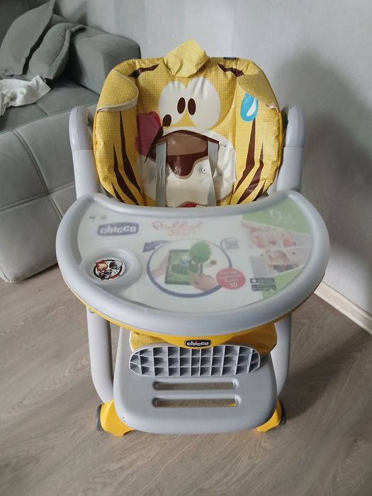 Срочно продам детский стул CHICCO