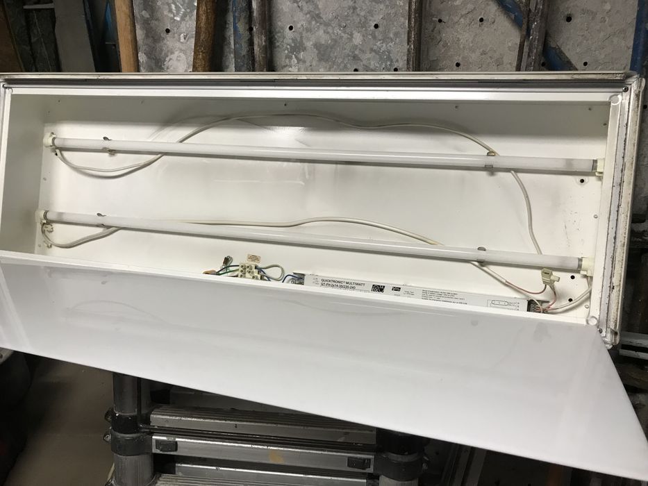 Vand reclama luminoasa