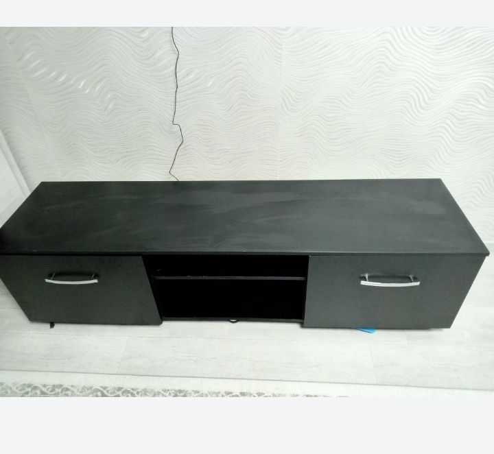 Тумба под телевизор