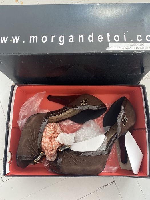 Чисто нови оригинални обувки на ток morgan с кутия