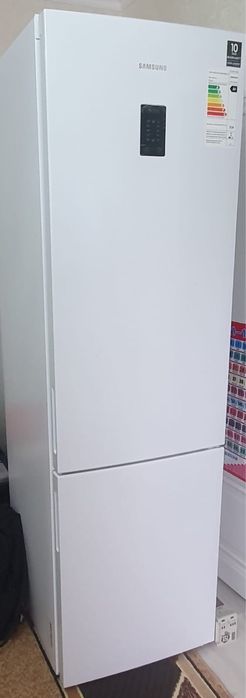Холоделник Самсунг