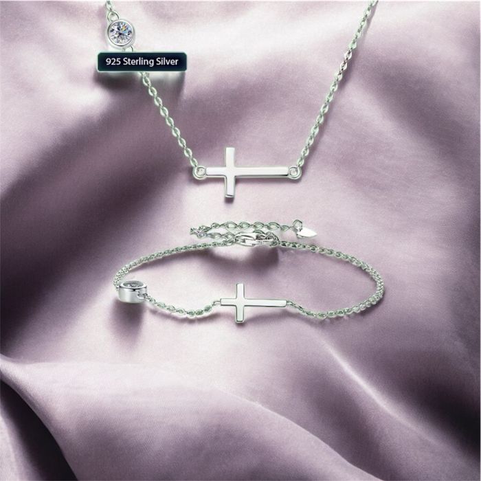 Дамски комплект кръстче с мойсанит (блясък на дианант)