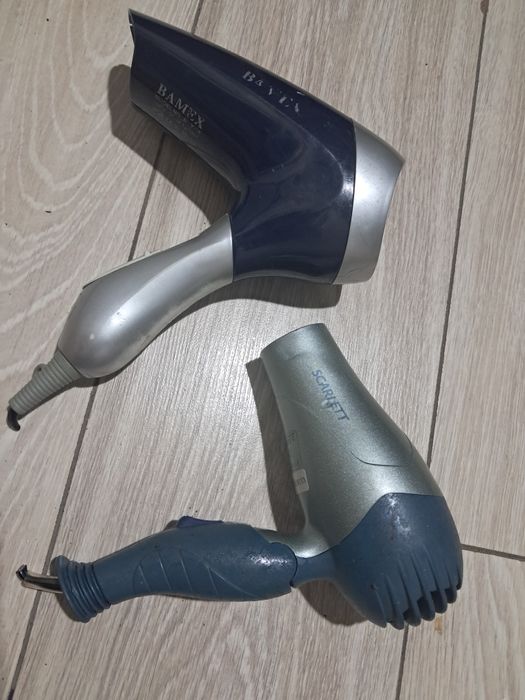 Бесплатно два фена на запчасти.