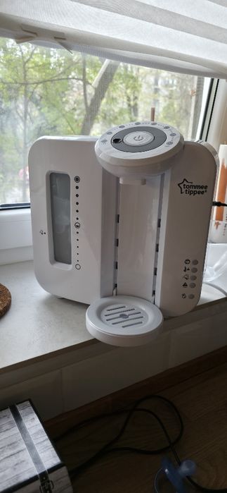 Aparat pentru pregatirea formulei de lapte praf Tommee Tippee