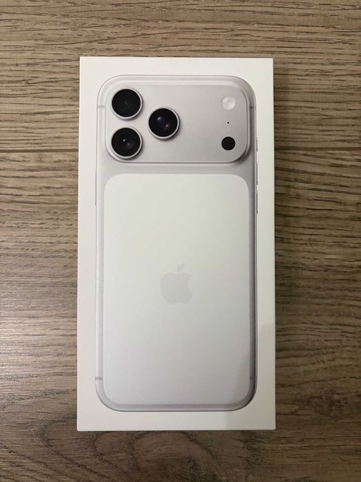 Apple iPhone 17 Pro Max 256GB Silver / Deep Blue NOU SIGILAT