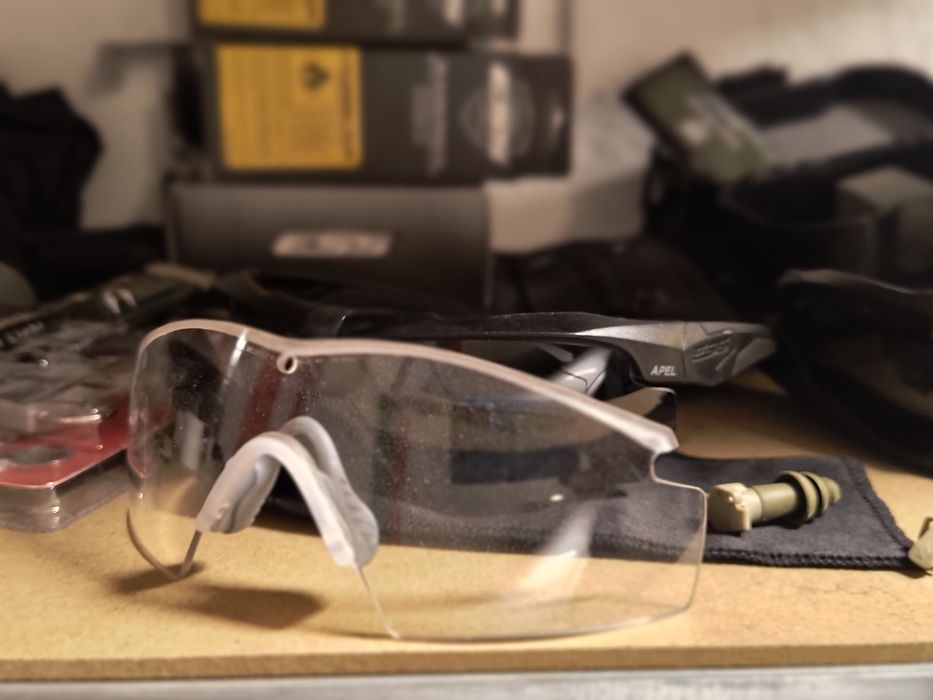 Тактическа екипировка оборудване