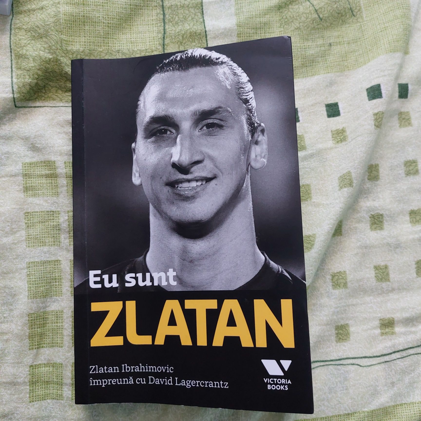 Carte-Eu sunt Zlatan