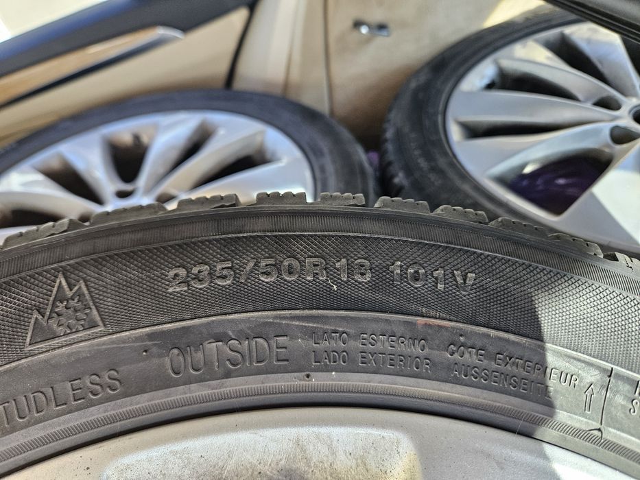 Anvelope de iarna Kumho 235 50 18