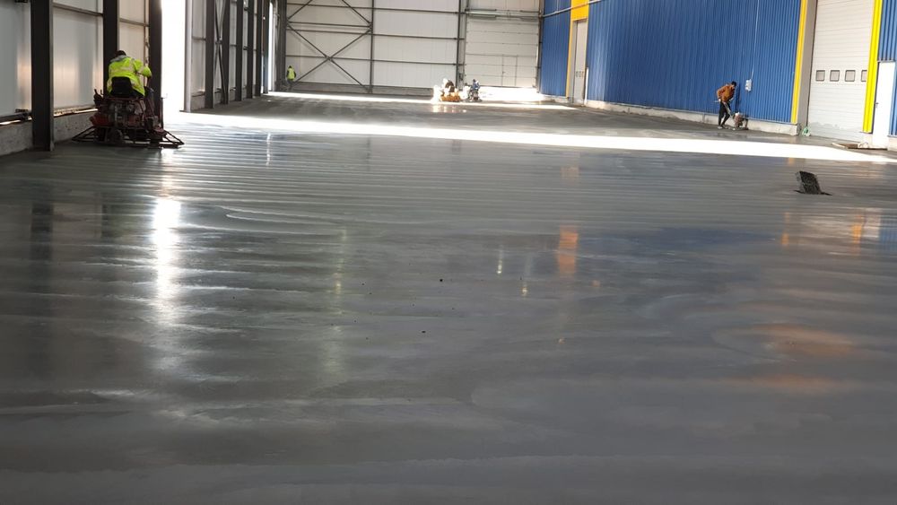 Turnare Beton, Elicopterizare cu cuart, Periat, Beton in curte