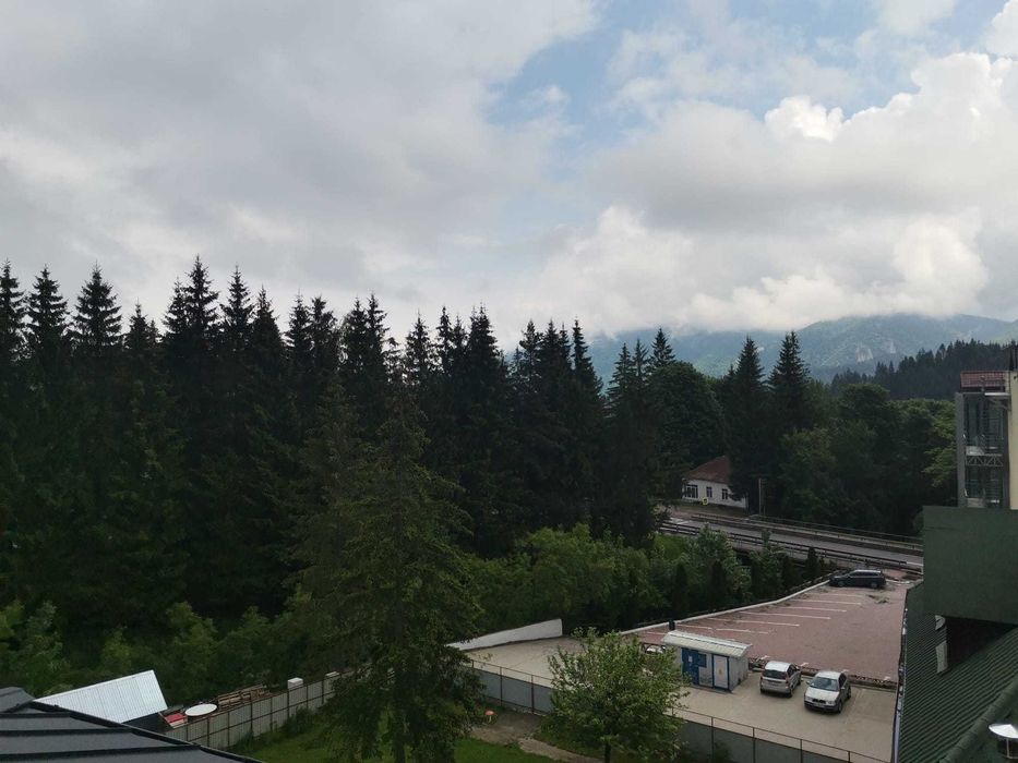 Penthouse 245mp, 4 camere, cu licenta turistica in hotel in Predeal