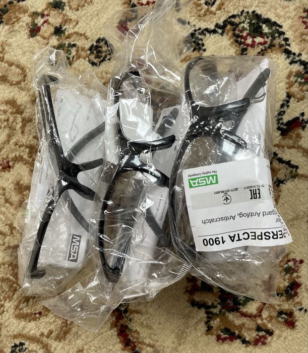 Очки сэфти, прозрачного цвета фирмы MSA