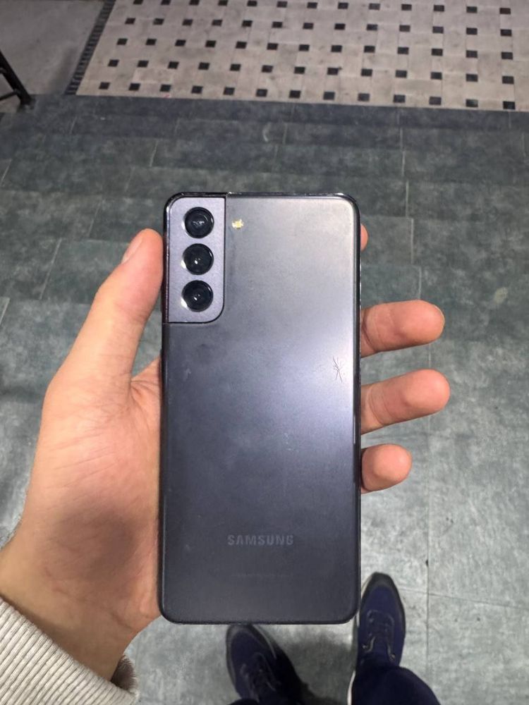 Samsung s21 sotilasi