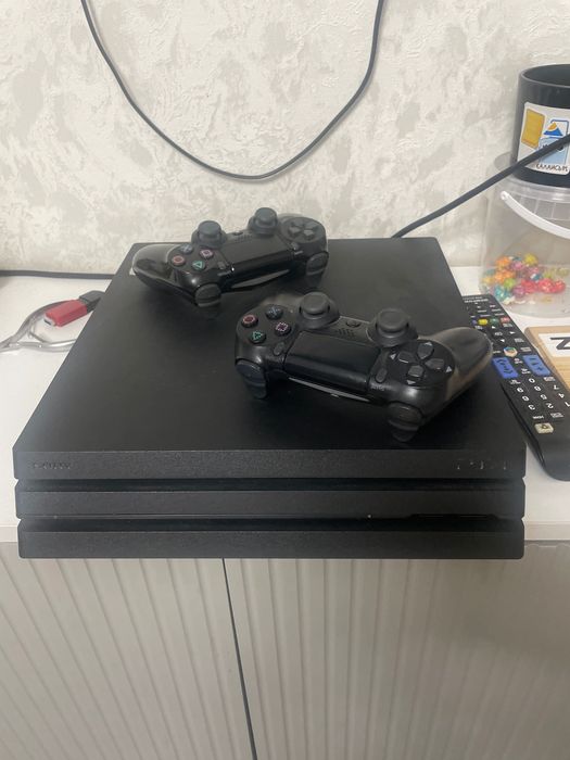 Пс 4 про продается