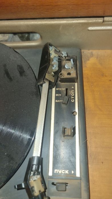 Грамофон радио РИГОНДА