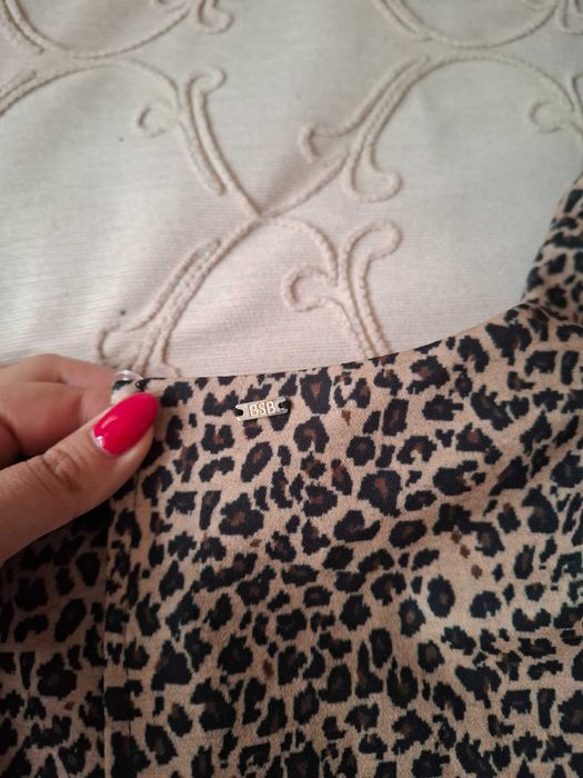 Блуза с дантелки