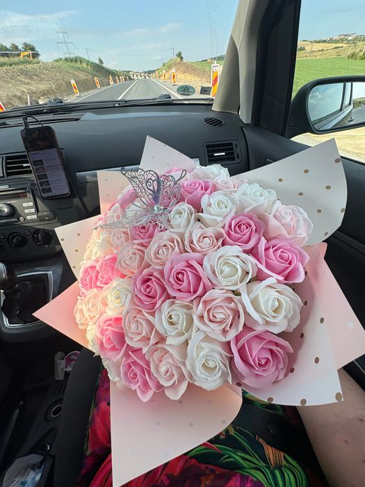 Buchete de trandafiri din sapun