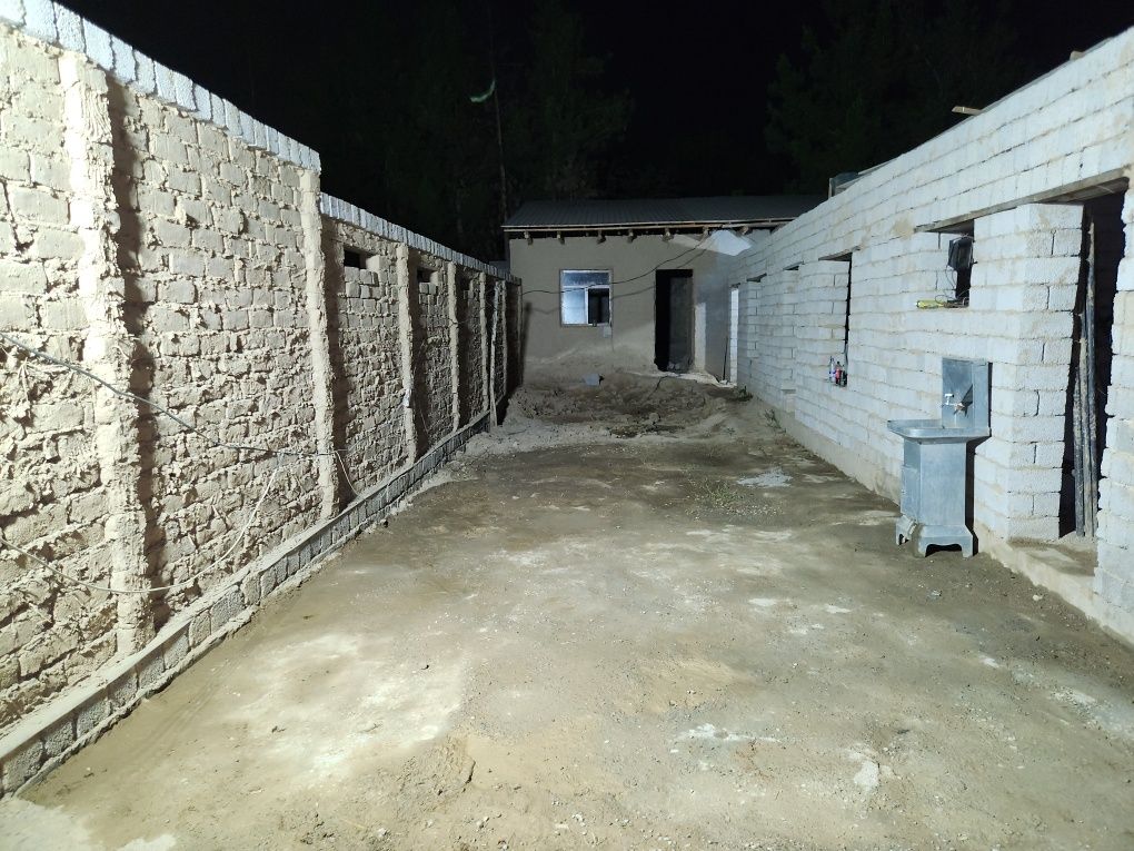 Uchastka sotiladi Arzonga juda shoshilinch deyarli 2 sotix