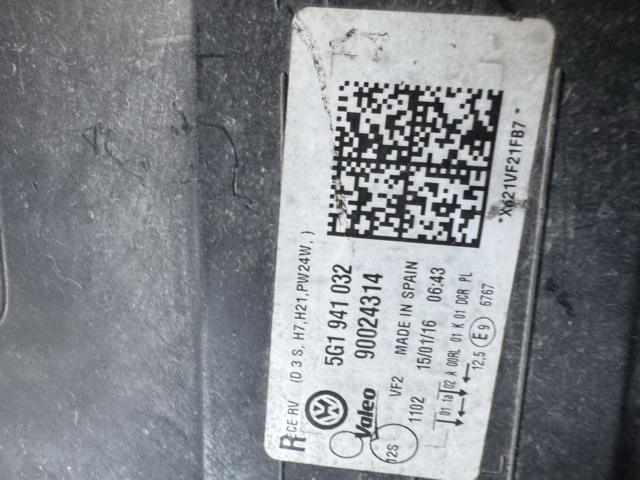 Far dreapta bi-xenon led VW Golf 7