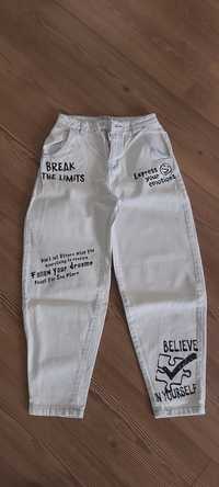 Продам джинсы для девочки 11-2 лет