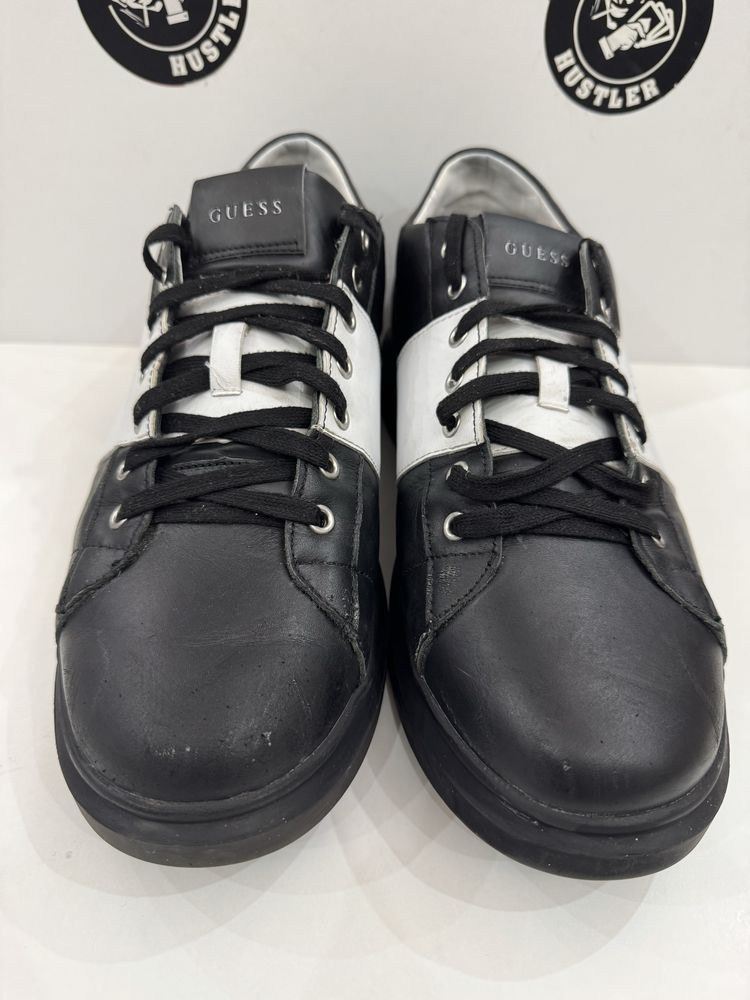 Сникърси GUESS.Номер 45