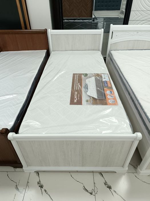 Односпальная кровать