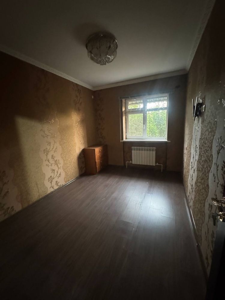 Сергели 5 А 3 хона 57 квадрат 1 чи эт .сквазной,обой ремонт метро