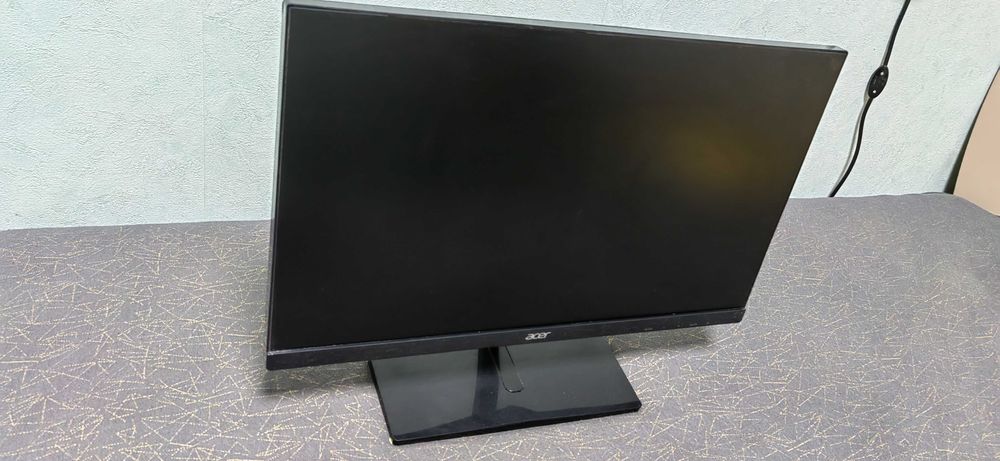 Монитор Acer 24" модел ED245Q