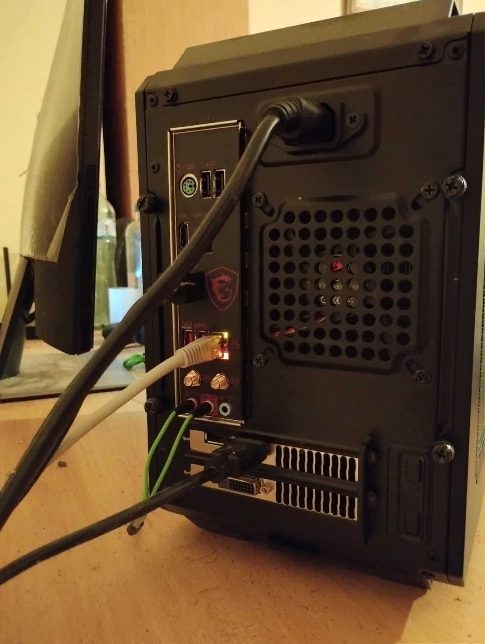 Продавам компютър Ryzen 5 1600 / GTX 1050 Ti / 16GB RAM / SSD NVMe 1TB