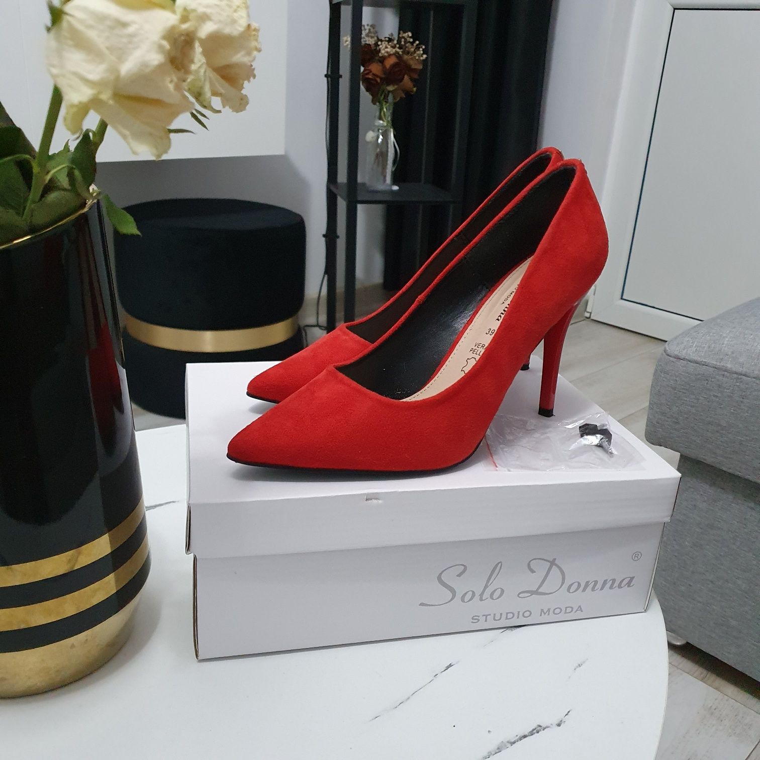 Pantofi benvenuti, toc de 10 cm .Nr 39