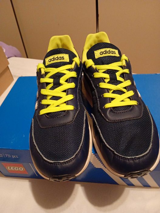 Pantofi sport Adidas nr.38
