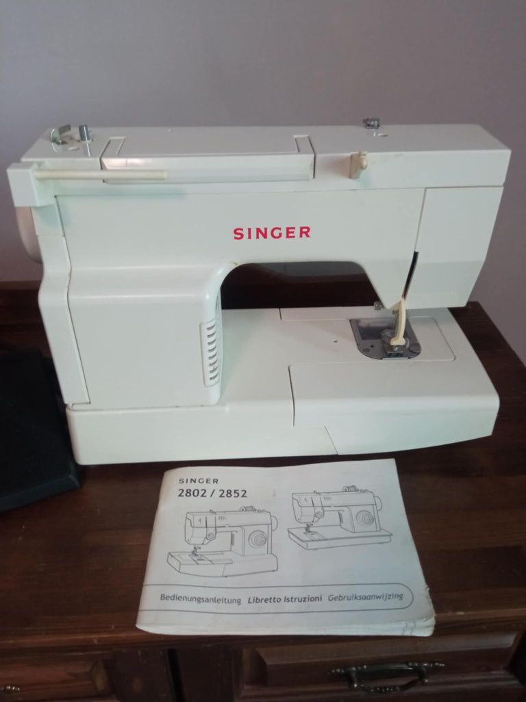 Шевна машина Singer 2802