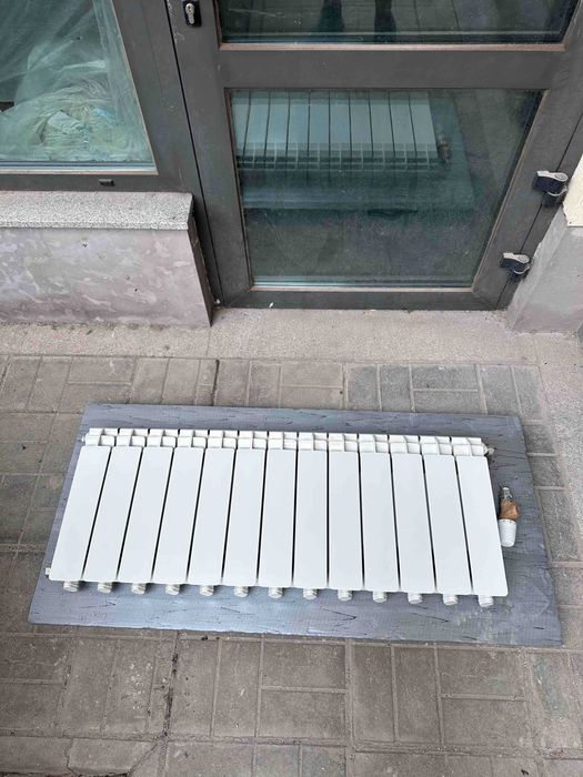 Радиатор за стена / Алуминиева лира